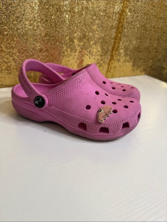 CROCS Other - CROCS Kids Bubblegum Pink Classic Clog Sandals